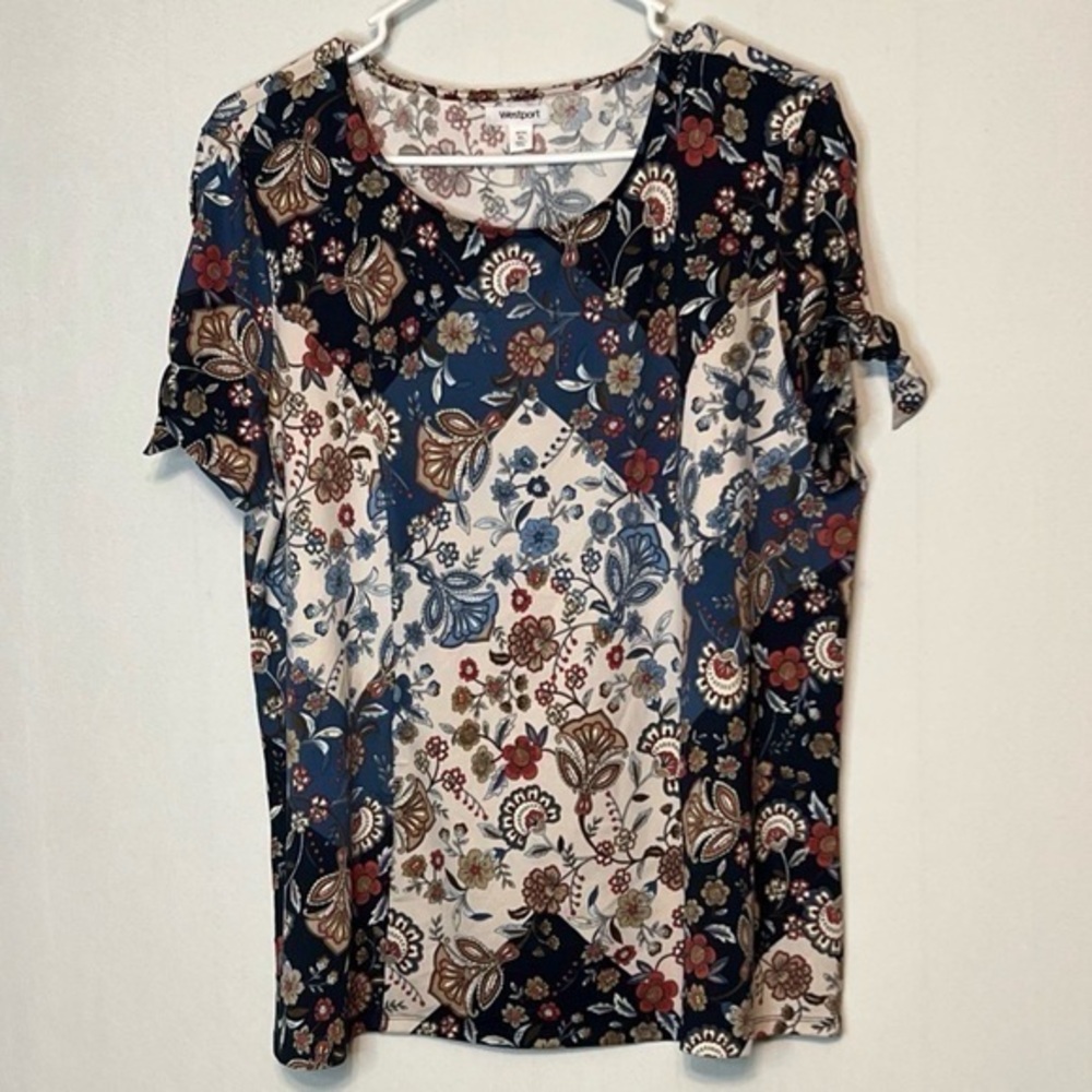 Westport Women's Top Shirt Blouse Petite XL Round neck short sleeve  floral.